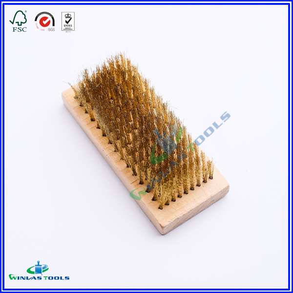 Flat wire brush for clean